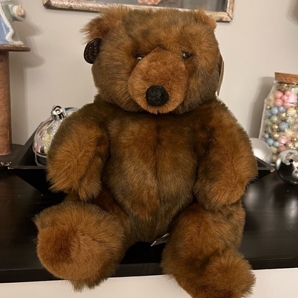 Vintage
Ganz Bros. The Heritage Collection 1990 w tags Brown Bear.